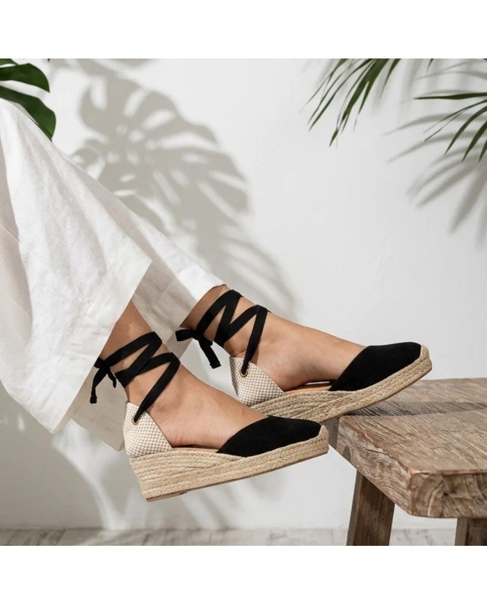 Espadryle na niskim koturnie