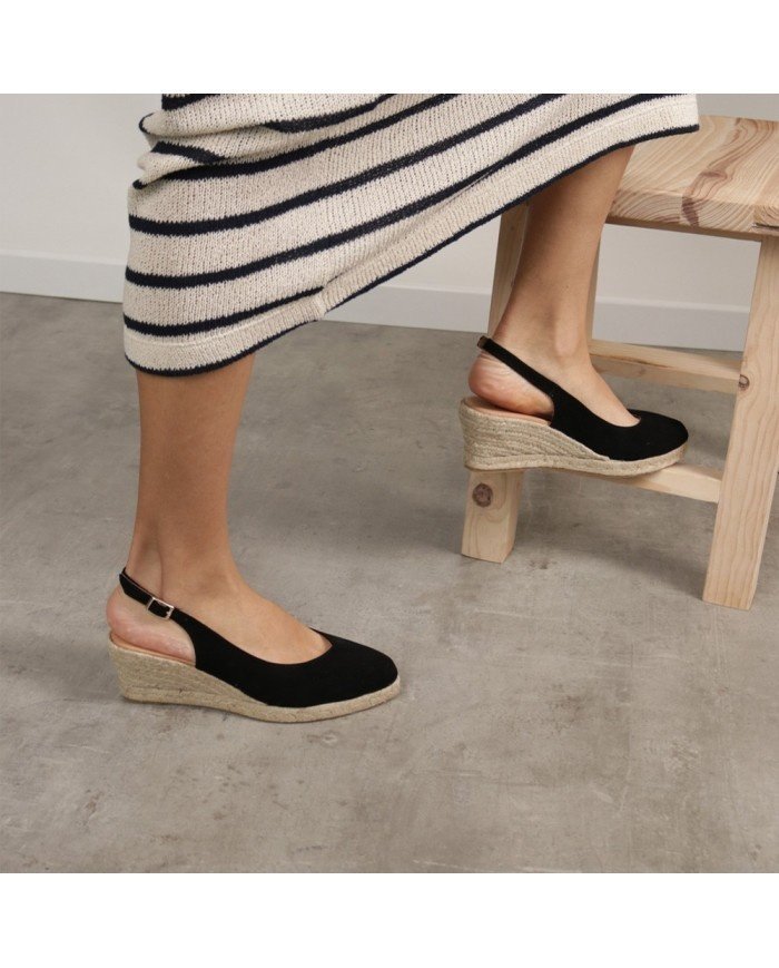 Espadryle na koturnie z paskiem