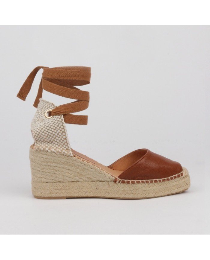 Skórzane espadryle na koturnie - obrazek 4