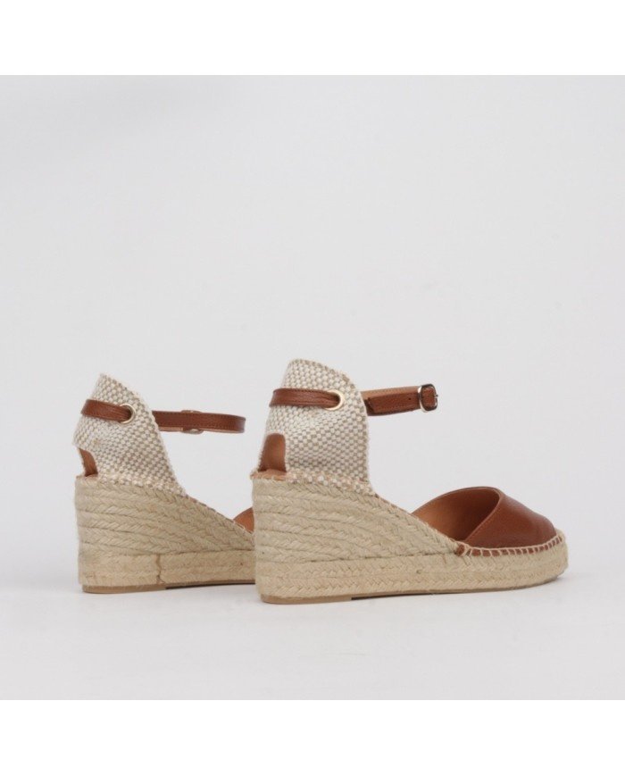 Skórzane espadryle na koturnie - obrazek 6